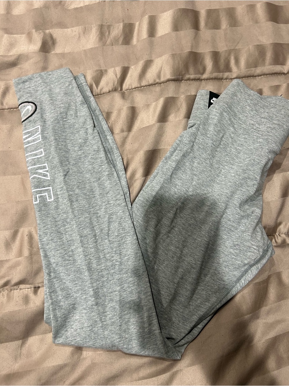 Women’s Nike leggings